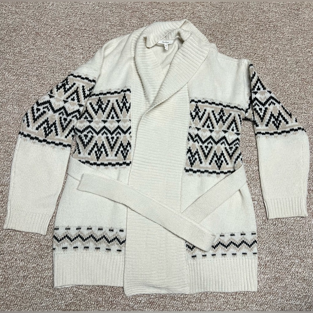 Women’s sweater